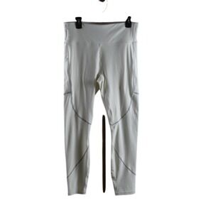 Fabletics High-Waisted Cold Weather Reflective Pocket Legging White XL LG2150546